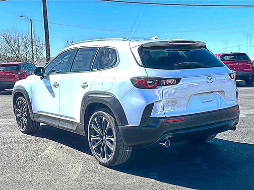 2026 Mazda CX-50 Premium