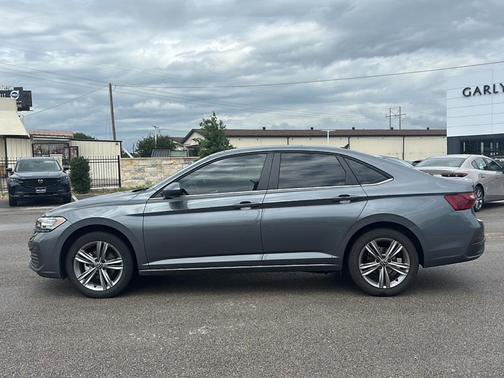 2023 Volkswagen Jetta 1.5T SE