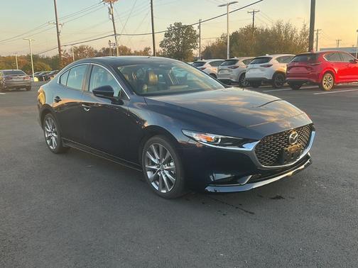 2025 Mazda Mazda3 FWD w/Preferred Package