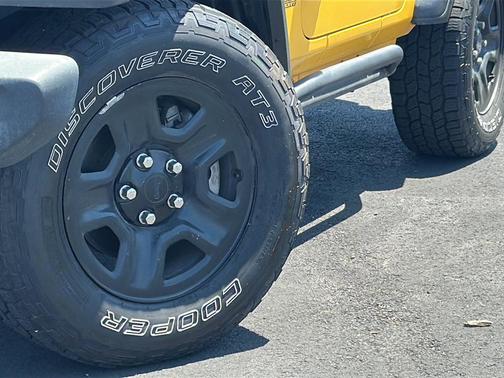 Hellayella Clearcoat 2021 Jeep Wrangler Sport