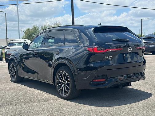 2025 Mazda CX-70 CX-70
