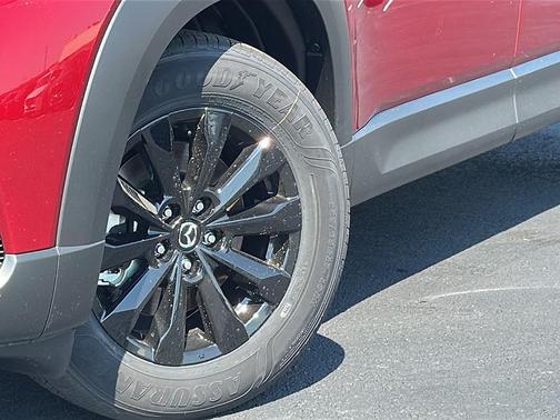 2025 Mazda CX-50 2.5 S Preferred Package