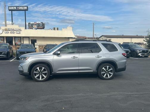 2023 Honda Pilot Touring