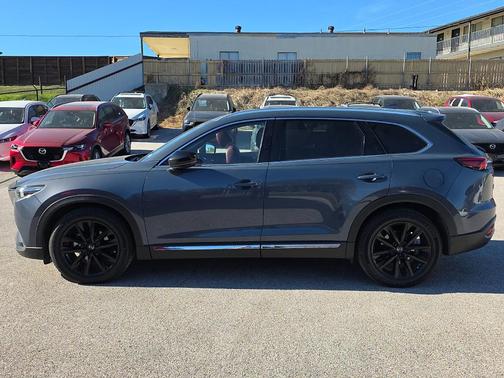 2022 Mazda CX-9 Carbon Edition