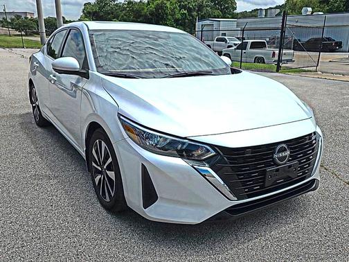 Aspen White 2024 Nissan Sentra SV