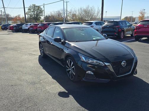 2021 Nissan Altima 2.5 SR