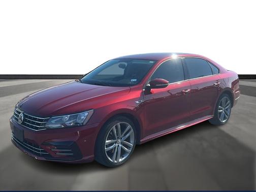 2018 Volkswagen Passat 2.0T R-Line