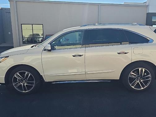 2017 Acura MDX 3.5L w/Advance Package