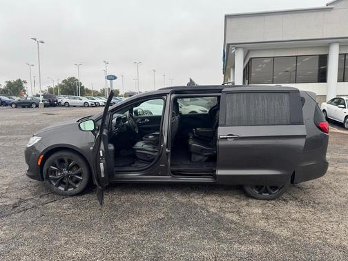 2019 Chrysler Pacifica Limited