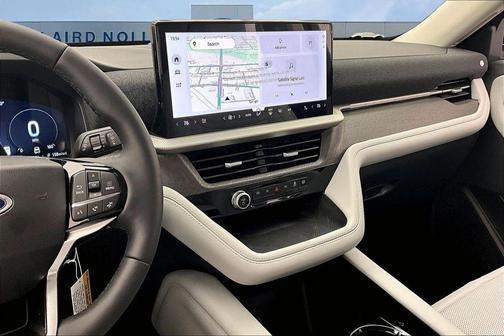 White Metallic 2026 Ford Explorer Platinum