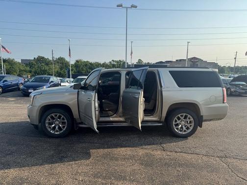 2017 GMC Yukon XL SLT