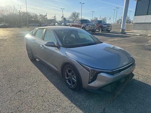 Steel Gray 2025 Kia K4