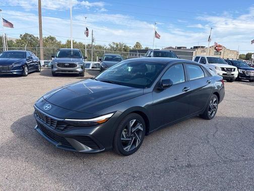 Amazon Gray 2025 Hyundai ELANTRA SEL Sport