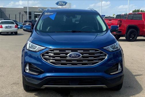 2020 Ford Edge Titanium
