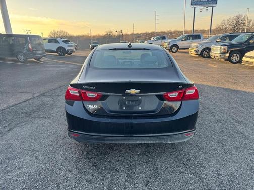 2017 Chevrolet Malibu 1LT