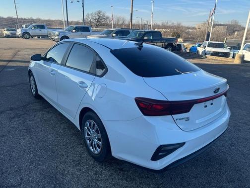 2021 Kia Forte FE