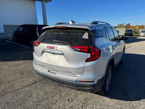 2020 GMC Terrain SLT