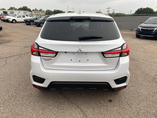 2023 Mitsubishi Outlander Sport 2.0 ES