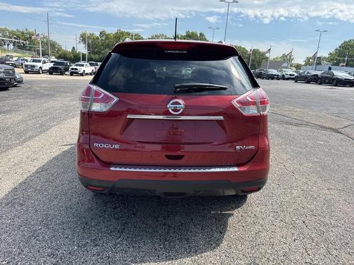 2016 Nissan Rogue SV