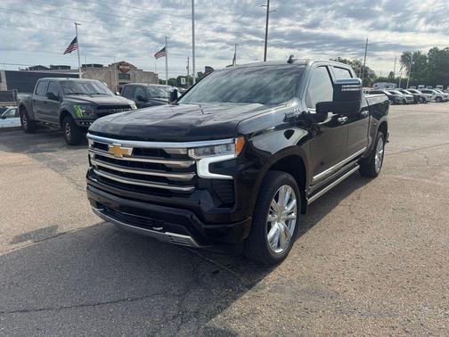 Black 2024 Chevrolet Silverado 1500 High Country