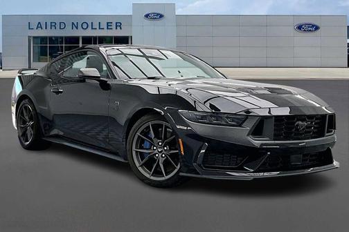 Shadow Black 2025 Ford Mustang Dark Horse