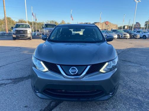 2018 Nissan Rogue Sport S