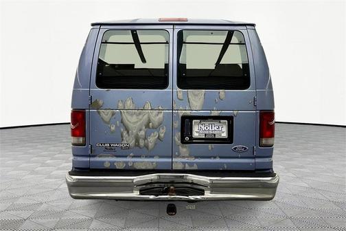 1997 Ford Club Wagon XLT