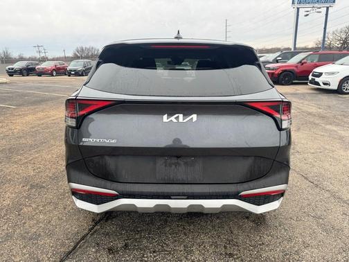 2024 Kia Sportage EX