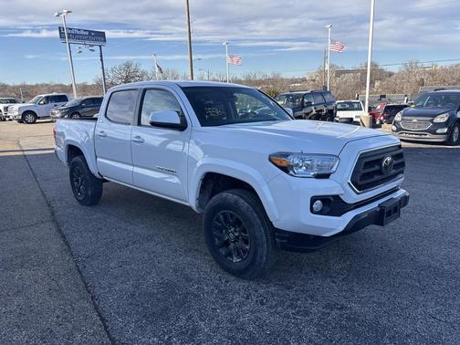 2023 Toyota Tacoma SR5