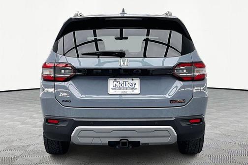 2023 Honda Pilot TrailSport