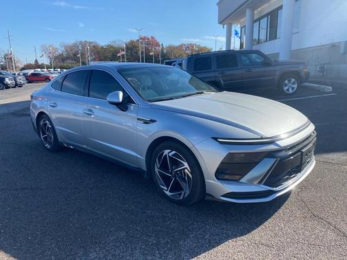 2024 Hyundai SONATA SEL