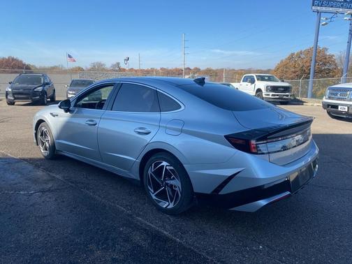 2024 Hyundai SONATA SEL