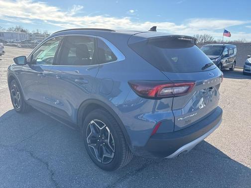 2025 Ford Escape Platinum