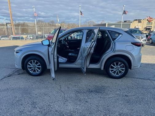 2024 Mazda CX-5 2.5 S Select Package