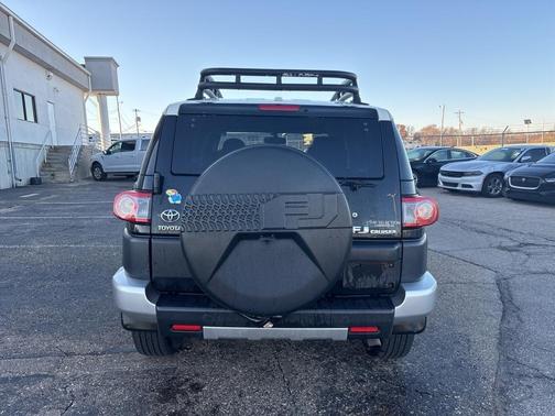 2013 Toyota FJ Cruiser Base