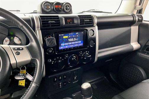 2013 Toyota FJ Cruiser Base