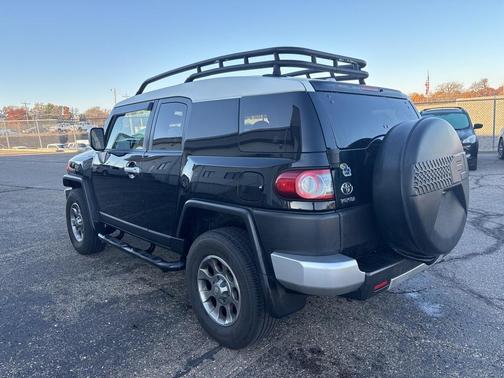 2013 Toyota FJ Cruiser Base