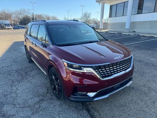 2024 Kia Carnival SX