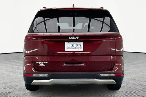 2024 Kia Carnival SX