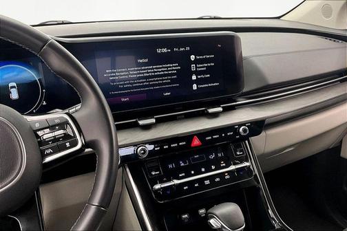 2024 Kia Carnival SX