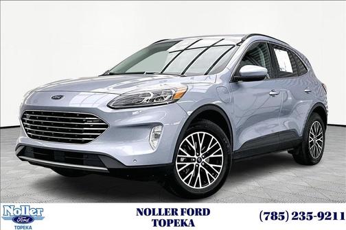 2022 Ford Escape PHEV Titanium