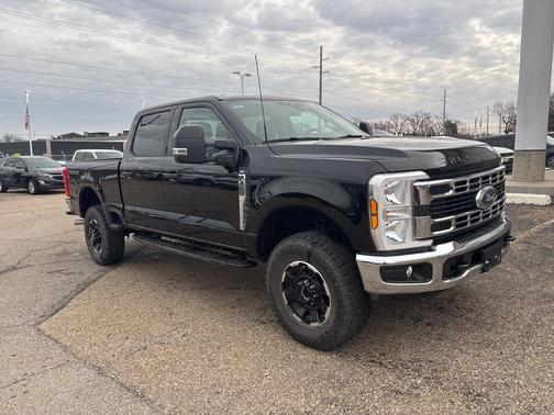 2025 Ford F-350 XLT