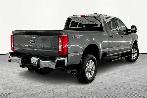 2024 Ford F-350 XLT