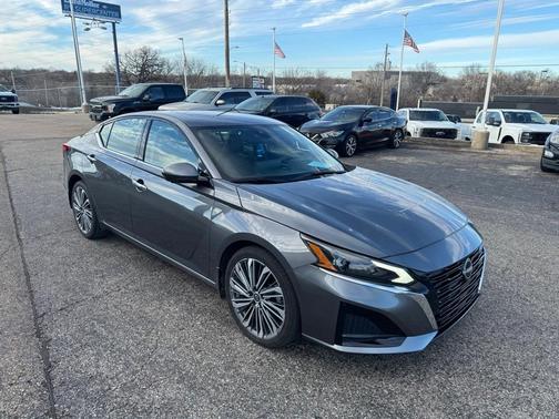 2024 Nissan Altima 2.5 SL