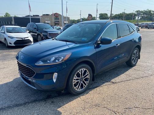 2020 Ford Escape SEL