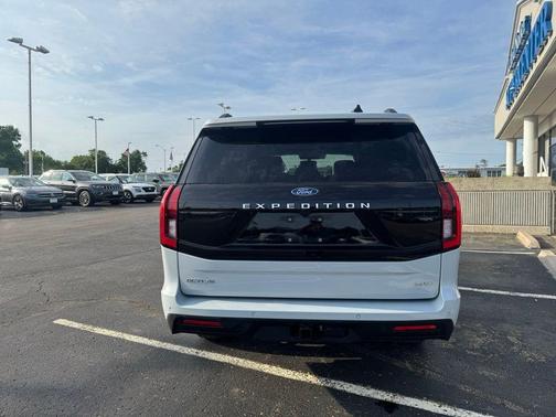 Silver Metallic 2025 Ford Expedition Max Active