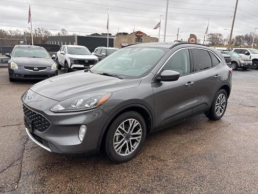 2021 Ford Escape SEL