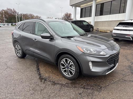2021 Ford Escape SEL