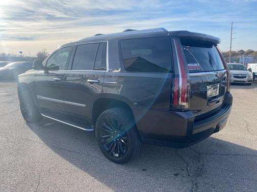 2016 Cadillac Escalade Luxury