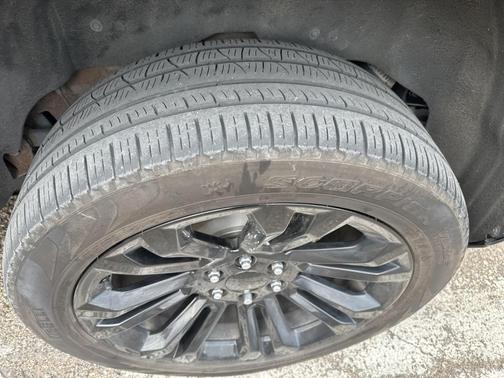 2016 Cadillac Escalade Luxury